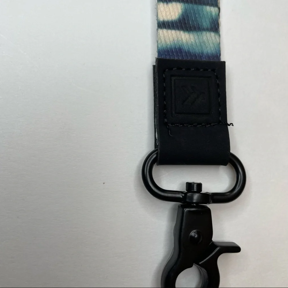 Thread Wallet Wrist Lanyard